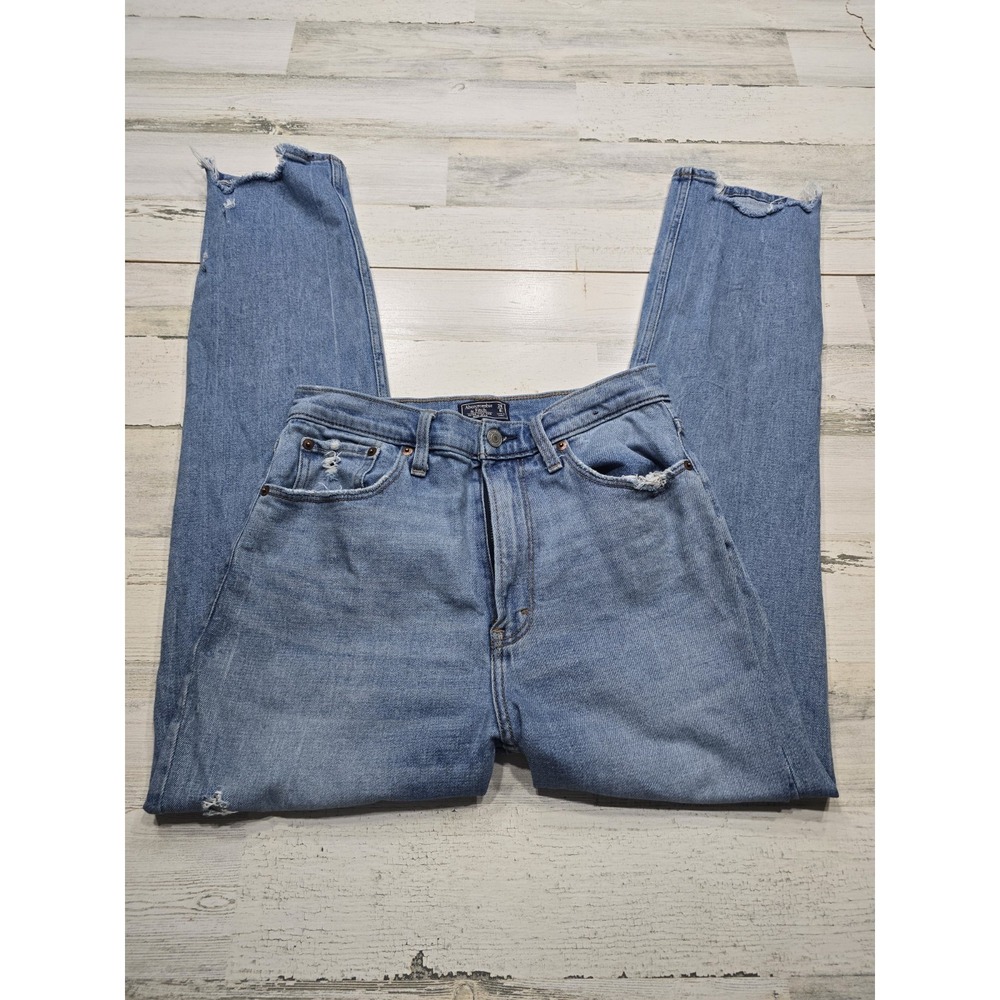 Abercrombie & Fitch Ultra High Rise Mom Jeans 28/6L Medium Wash Distressed Blue